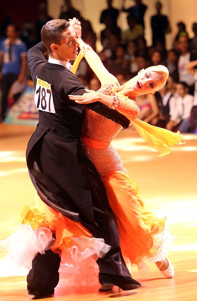 Popov Artem Alexandrovich with Kiseleva Violetta Serqeeina perform during World Dance Sports Cebu Open 2016 at Waterfront hotel (CDN PHOTO/LITO TECSON)