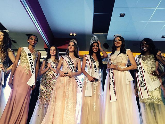 Christine Joy  Picardal (fourth from left) with her court.  (Facebook photo) 