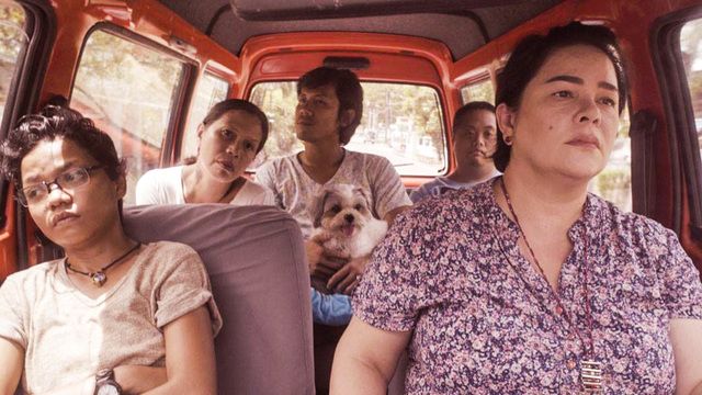 Jaclyn Jose (right) leads the cast of “Patay Na Si Hesus”