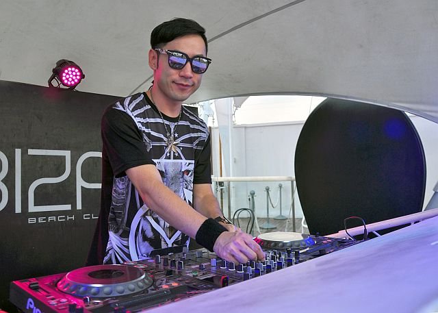 DJ Daiki (Photo by Dr. Xavier Solis)