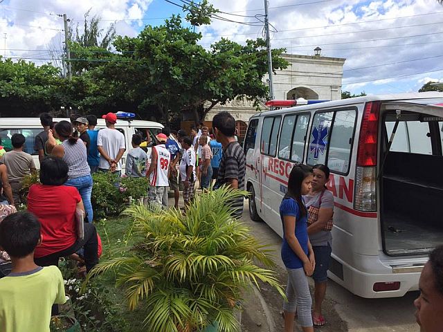 Victims were brought to Isidro Kintanar Memorial Hospital in Argao but some were transferred to Cebu City hospital. (Facebook photo by JR Chan) 