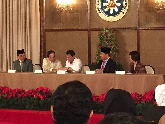 President Rodrigo Duterte signs EO reconstituting and expanding Bangsamoro Transition Commission (INQUIRER.net). 