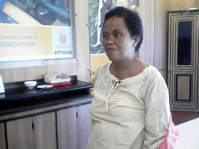 Lilly Alfante, a breast cancer patient from Barangay Inayagan, Naga City in southern Cebu, is practicing self-care medication through the RAFI-initiated program (CONTRIBUTED). 