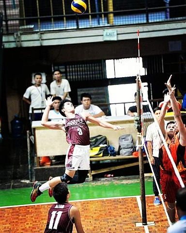 Jude Michael Amper shows his leaping ability in this bit of action of the Cesafi men’s volleyball tournament.