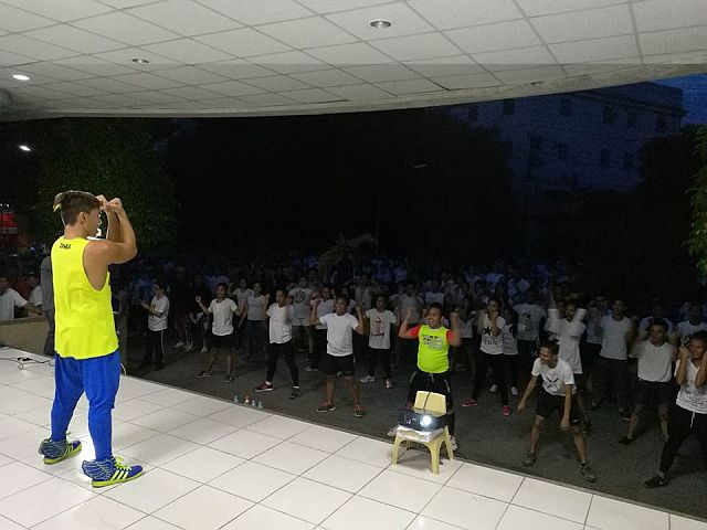 Before the five-kilometer Color Fun Run and Walk started, the participants joined a six-minute zumba at the Cebu Provincial Capitol grounds.