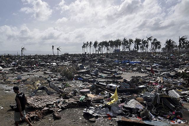 Supertyphoon Yolanda left almost nothing untouched when it hit tacloban City on November 8, 2013. (Inquirer.net) 
