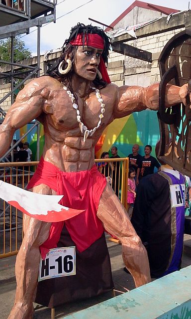 Barangay Mactan won in the Higante category for its giant replica of Lapu-Lapu. (CDN PHOTO/NORMAN MENDOZA)