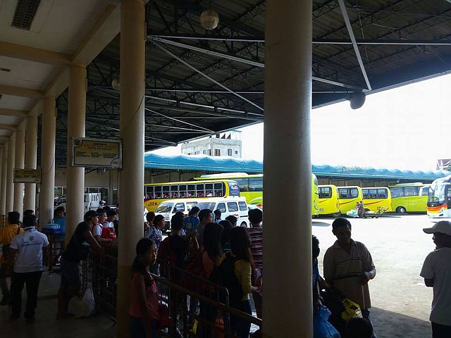 Compared to previous days, there were no long lines of passengers at the Cebu South Bus Terminal on New Year's Eve. (CDN PHOTO/VICTOR ANTHONY V. SILVA)