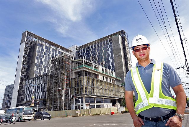 Alfred Reyes, Bai Hotel vice president for operations and general manager, says the Bai Hotel along Ouano Avenue in Mandaue Reclamation Area will open in mid-2017. (CDN PHOTO/JUNJIE MENDOZA). 