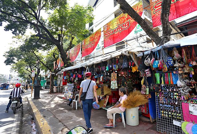  This month, vendors were allowed to set up their stalls along the parade route barely a month ahead of the event (CDN Photo/Junjie Mendoza)