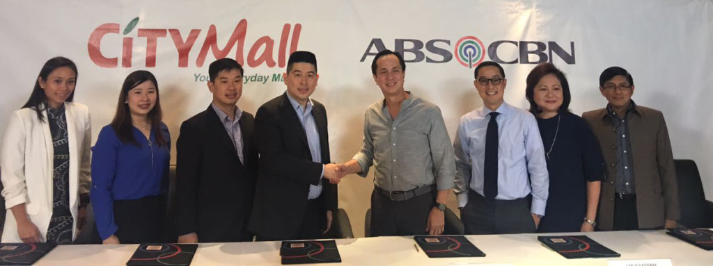 Signing led by DD Chairman Edgar “Injap” Sia II and ABS-CBN Chairman Gabby Lopez with DD President Ferdinand Sia, ABS-CBN President Carlo Katigbak and ABS-CBN Chief Content Officer Malou Santos