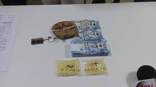Packs of “yellow” shabu recovered in a drug bust in Barangay Duljo Fatima on Thursday are presented. (CDN PHOTO/ ADOR MAYOL) 
