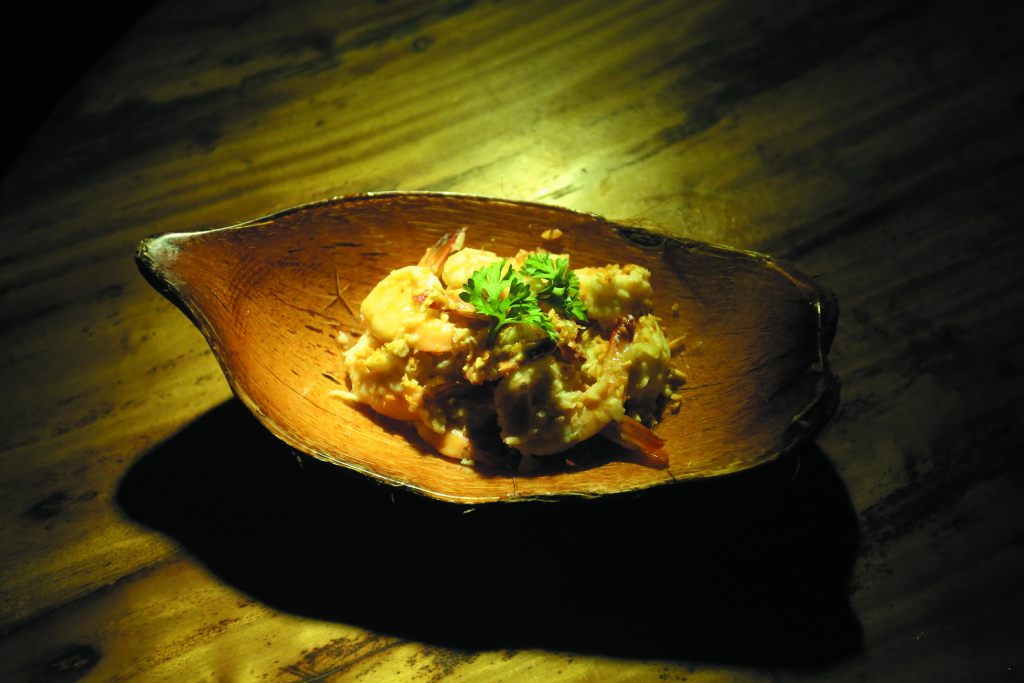 Kahuku Garlic Shrimp [CDN Photo | Lito Tecson]