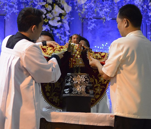 The Sto. Niño “Hubo” ritual is an annual event that takes place five days after the Feast of the Holy Child Jesus, Señor Sto. Niño. (CDN FILE PHOTO)