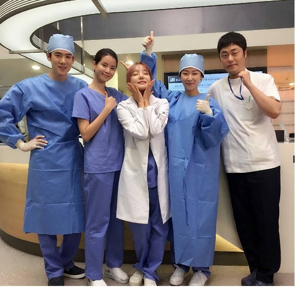 The cast of 'Romantic Doctor Kim' will visit Cebu . (SCREENSGRAB INSTAGRAM) 