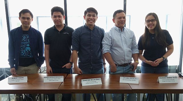 Albert Padin, Google developer expert, together with the organizers of the GDG Cebu Code Camp led by GDG’s Romeo Bonsocan (second from left) discusses the particulars of the upcoming event during a press briefing in Cebu City. (CDN PHOTO/VICTOR ANTHONY V. SILVA)