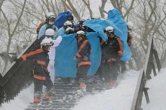 More than 100 troops have been deployed in a massive rescue effort after an avalanche hit Tochigi prefecture in Japan, killing eight students. /AFP