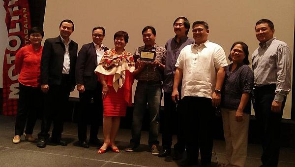 Motolite-PBSP Balik Baterya program honors PLDT, which donated P48 million worth of used lead-acid batteries that helped construct classrooms for public schools. contributed photo 