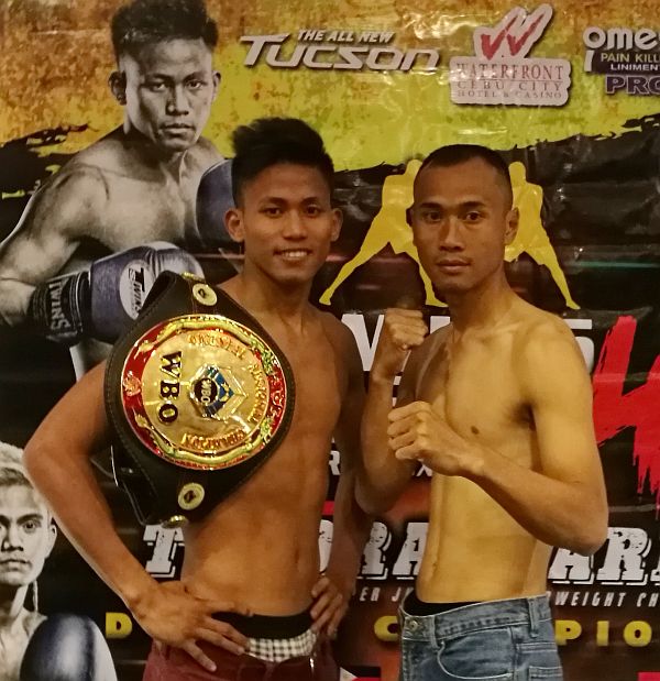 Unbeaten Jhack Tepora (left) defends his WBO Oriental junior featherweight title against Yon Armed tonight.  (CDN PHOTO/CHRISTIAN MANINGO)