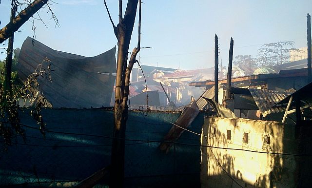 Nine houses in Barangay Pulpogan, Consolacion town, Cebu was damaged by fire that hit mid afternoon Thursday. (CDN PHOTO/NORMAN MENDOZA)