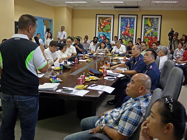  Alain Joseph Aliño, a recovering drug addict, talks before members of the Cebu Provincial Anti-Drug Abuse Office (CPADAO) during a meeting on how to go about the successful rehabilitation of drug surrenderers. After years of drug abuse, Aliño is now an active anti-drug crusader appealing to drug users through churches and civic organizations.  CDN FILE PHOTO