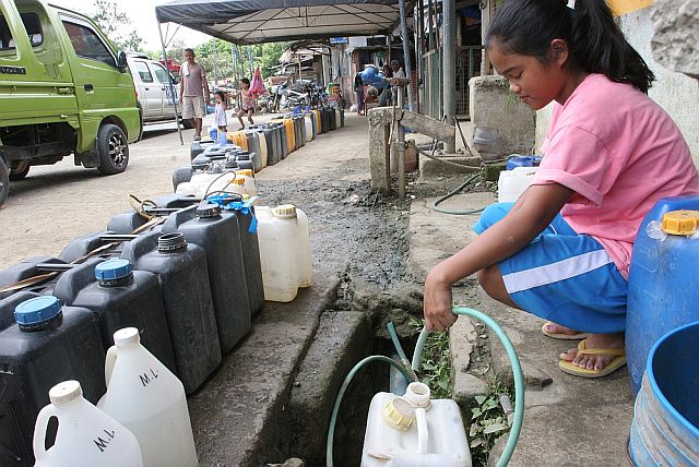  Metro Cebu’s water supply is reaching critical level, no thanks to the blistering summer heat. CDN File Photos