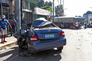 The driver of this wrecked Toyota Vios was killed after it collided with a truck in Minglanilla town last April 21, 2017. Barely a week after, on Thursday, a motorcycle rider was also killed after his motorcycle collided with a truck early in the morning. According to Minglanilla Police chief Dexter Calacar, most accidents in Minglanilla happen  early morning because drivers tend to speed up as the main road is very wide. (CDN FILE PHOTO)