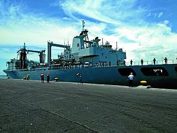 A Chinese replenishment ship docks at the Sasa Wharf in Davao City. /Philippine Navy 