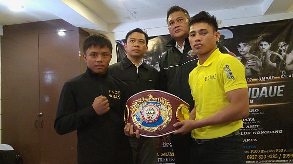 Vince Paras (left) and Jimboy Haya (right) with promoter Kenneth Rontal ( second row left side) and WBO supervisor Leon Panoncillo( right).
