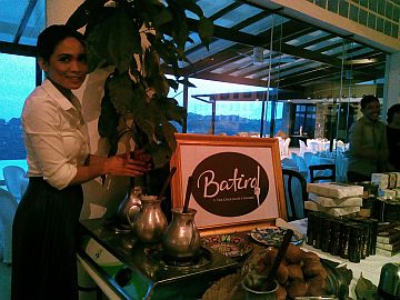 Cebu’s Chocolate Queen Raquel Choa has opened the brand “Batirol by The Chocolate Chamber” for franchising as a response to queries of people who want to sell chocolate drinks and chocolate-based products made of pure Philippine cacao beans.  (PHOTO BY CRIS EVERT LATO-RUFFOLO)