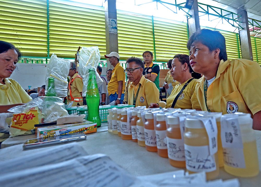 After barangay employees and officials, it’s now the turn of teachers and students to undergo random drug tests similar to what transpired in Barangay Quiot in this April 6, 2017 file photo.