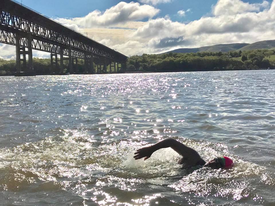 Boholano Ingemar Macarine swims in the freezing waters of the Hudson River in New York, USA. contributed