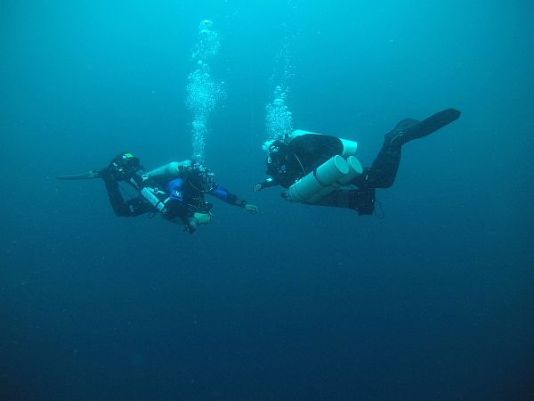 LOST IN THE DEPTHS | Cebu Daily News