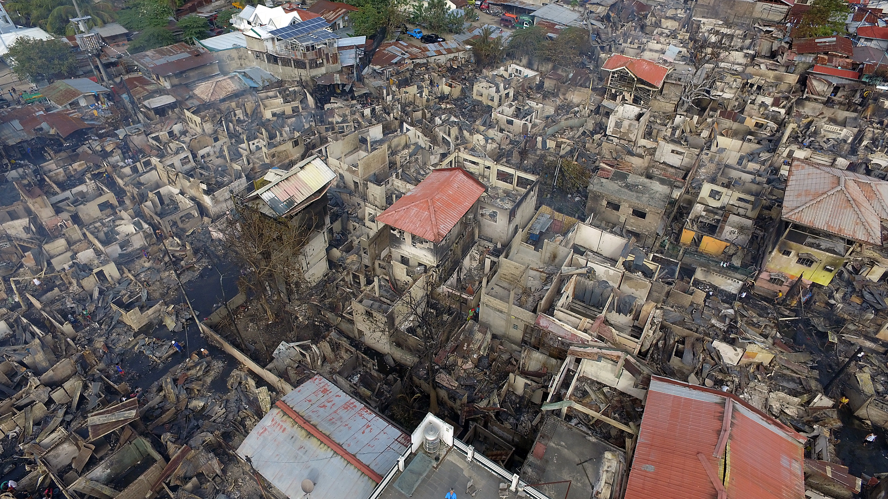 CHRISTMAS DAY FIRE RAZES BOY’S DREAMS | Cebu Daily News