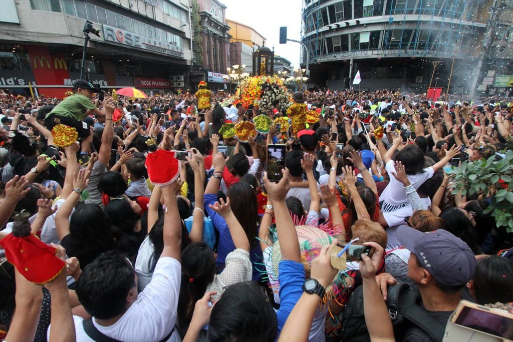 Planning for Sinulog 2021 has started and one of the things organizers are trying to avoid is crowding of people and the to follow social distancing rules as a measure against COVID-19. Crowds such as those in photo where devotees venerate the Señor Sto. Niño by raising their hands in prayers, many holding small images of the Child Jesus during the Solemn Foot Procession on January 18, 2020. | CDN Digital file photo 