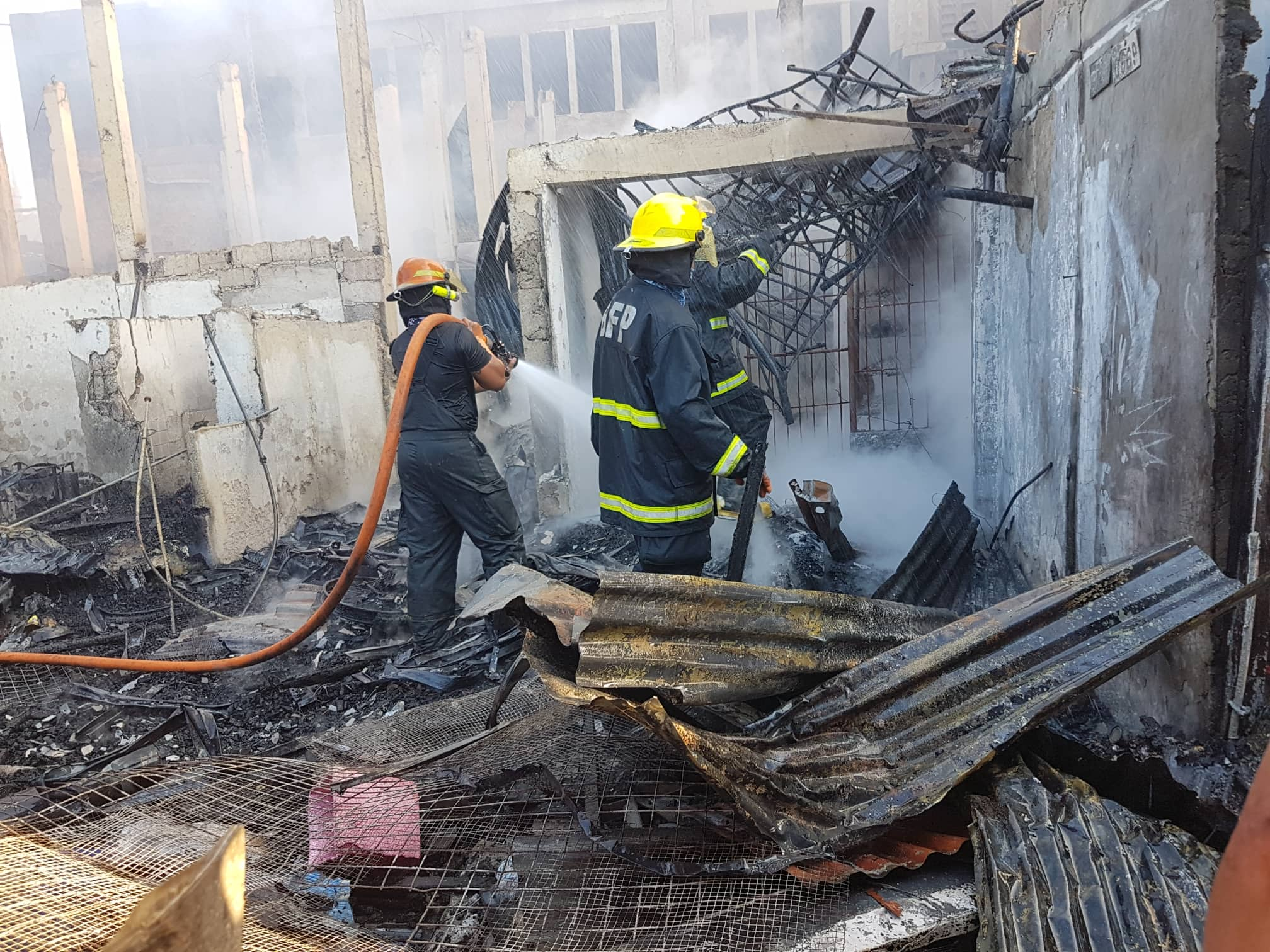 More images from the Ermita fire in Cebu City | Cebu Daily News