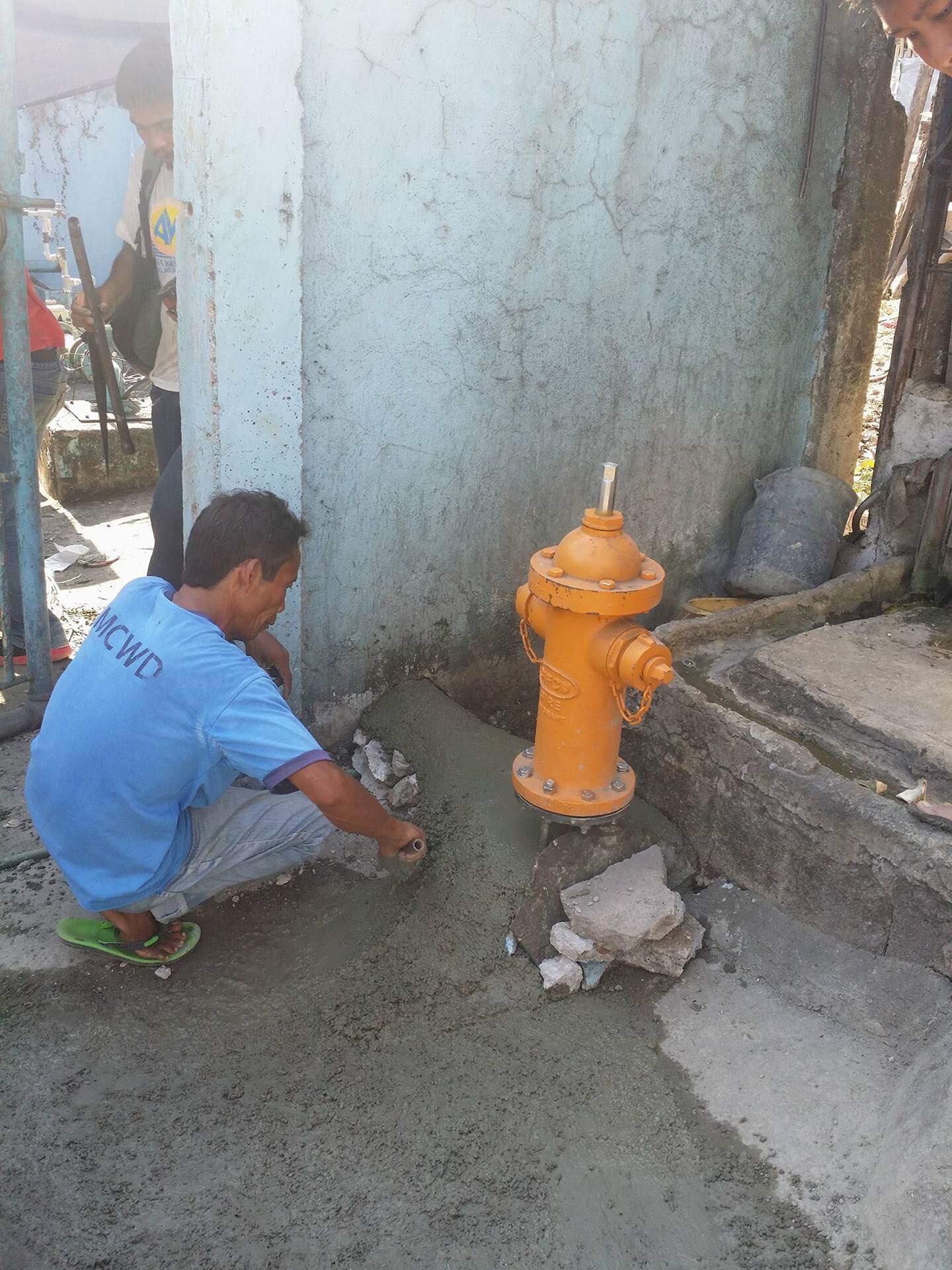 New fire hydrant: Firefighters get new access to water in Banawa | Cebu ...