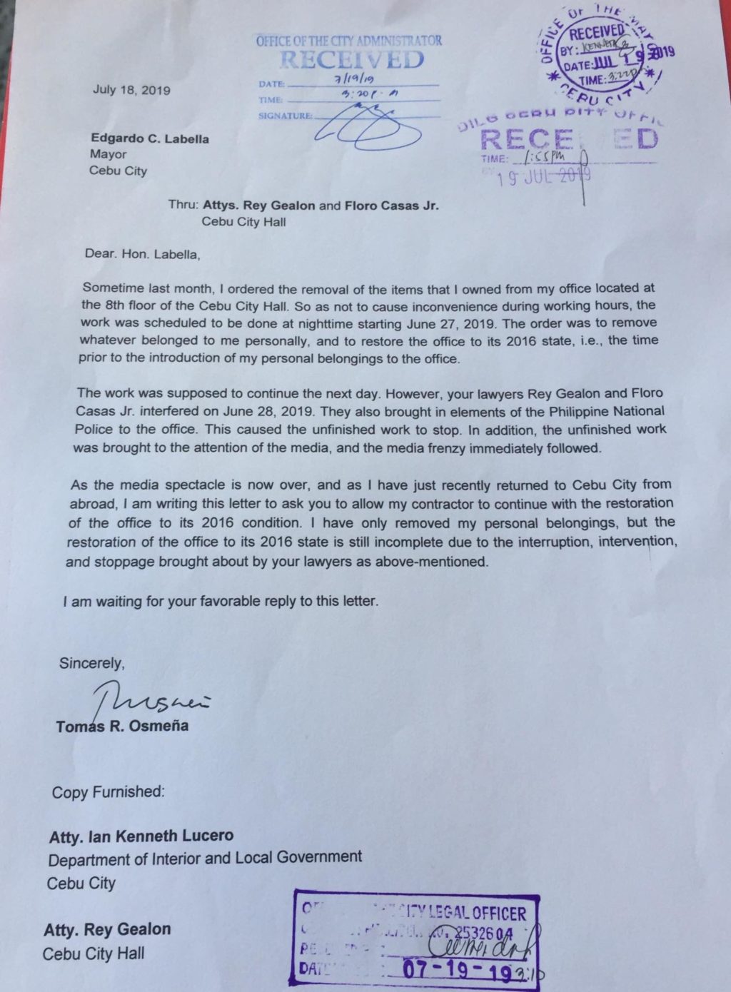 This is former Cebu City Mayor Tomas Osmeña's letter to incumbent Mayor Edgardo Labella, asking latter to allow him to finish restoring the mayor's office to it's 2016 state. CDN Digital photo | Delta Letigio 