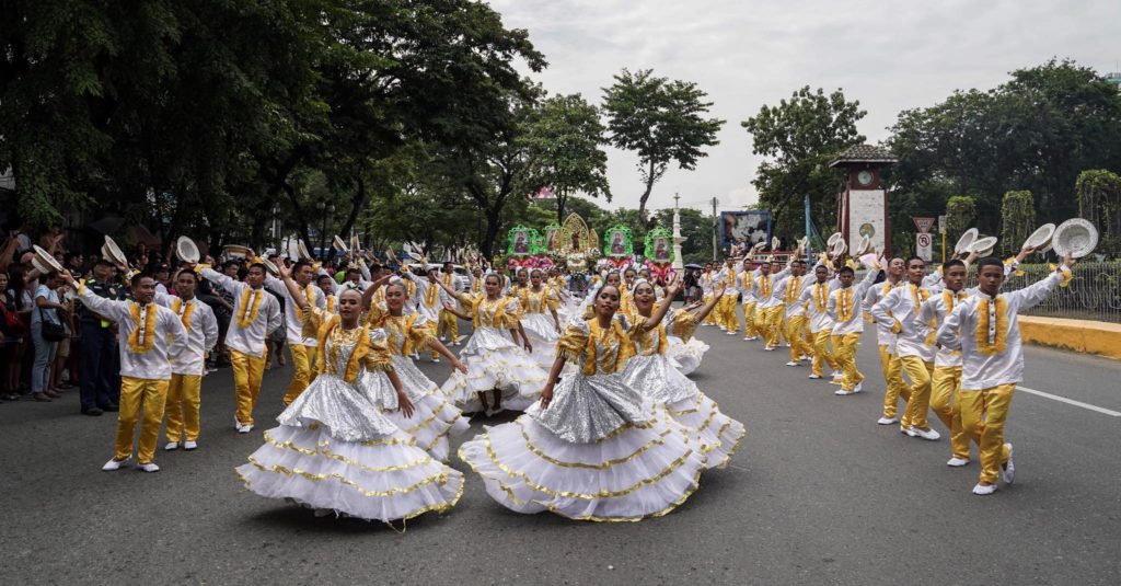 Mandaue is getting ready for the upcoming Pasigarbo sa Sugbo 2022. In photo is the Dumanjug's Sinanggiyaw Festival during the Pasigarbo sa Sugbo street dance in 2019. | CDN file photo