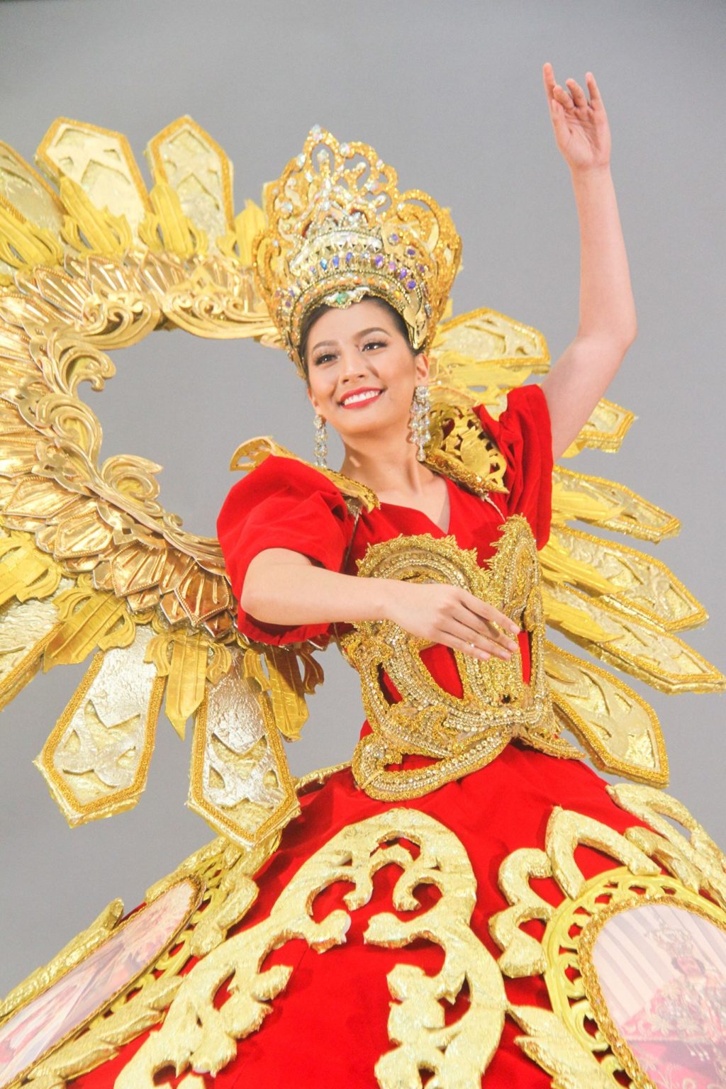 Marla Alforque: The queen is a public school teacher | Cebu Daily News