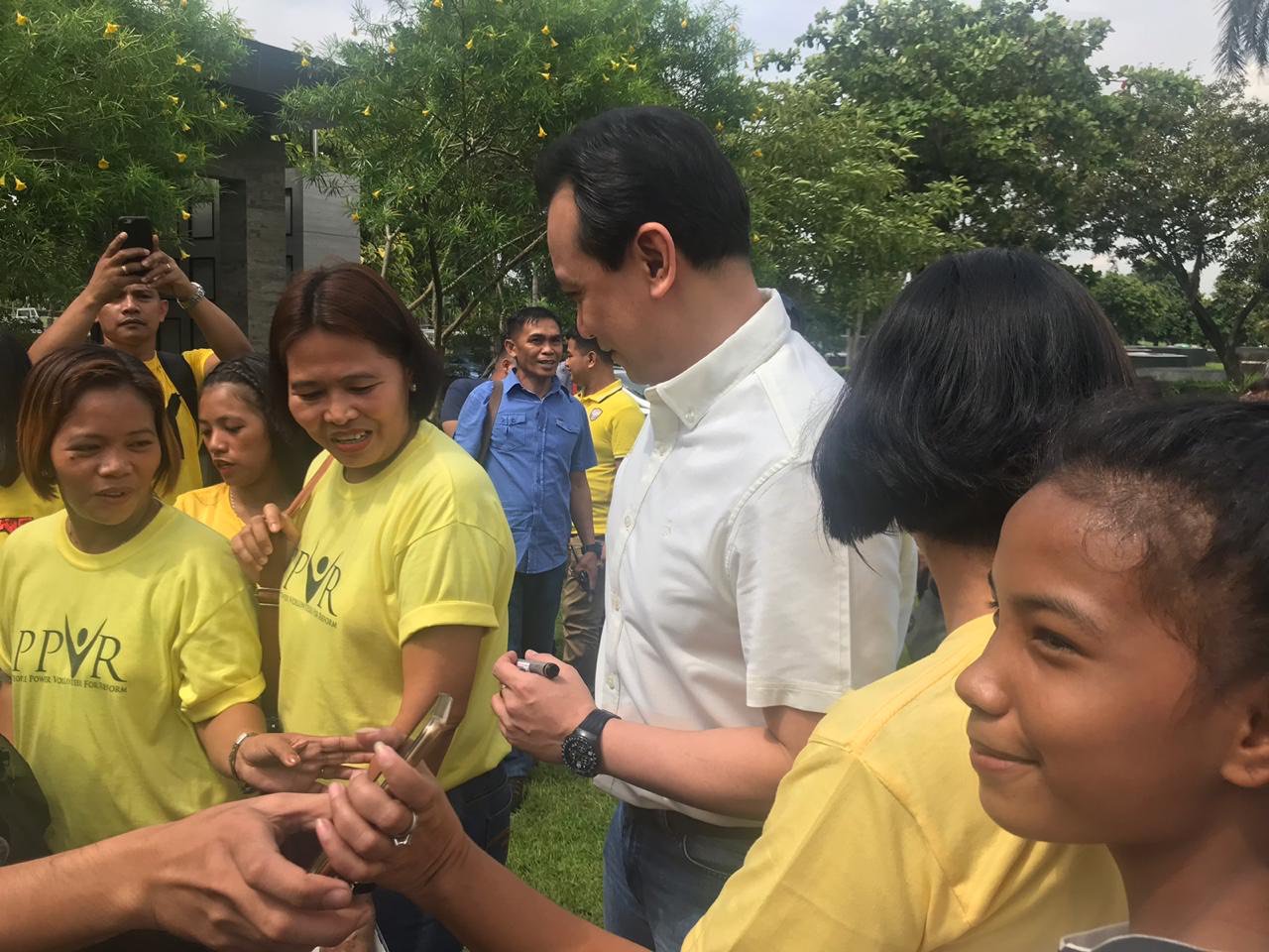 LOOK: Hues of yellow adorn commemoration of Ninoy Aquino's ...