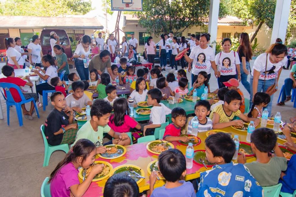 A file photo showing children in Cebu as they enjoy nutritious meals courtesy of DSWD-7's Supplemental Feeding Program.