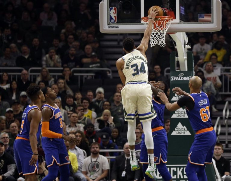Giannis leads Bucks to 44point rout of Knicks Cebu Daily News