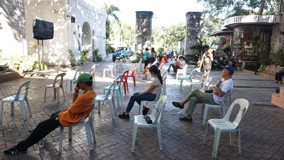 Shown in this February 2020 file photo are chairs and pews in the Cebu Metropolitan Cathedral are tied up with black straw for social distancing between churchgoers during masses. | CDN Digital Gerard Vincent Francisco