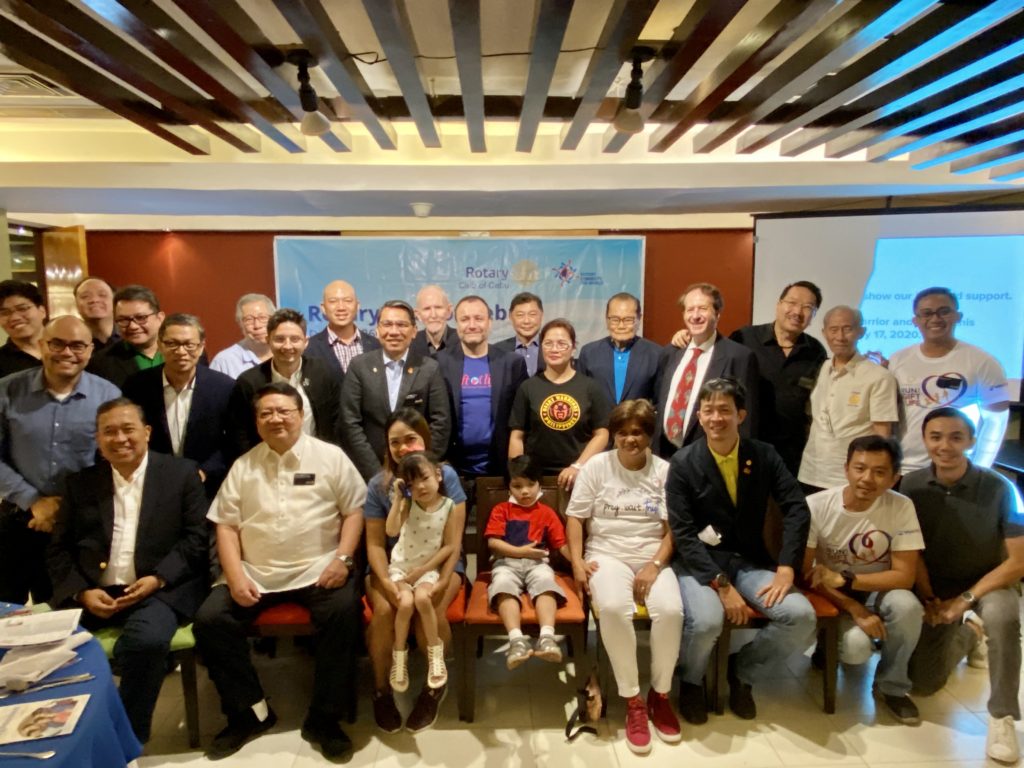 Organizers of the "Run for Gift of Life" and some of the event's beneficiaries take time for a photo opportunity during a press briefing of the event on Thursday, March 12, 2020 at the Waterfront Cebu Casino and Spa. | Marc Cosept