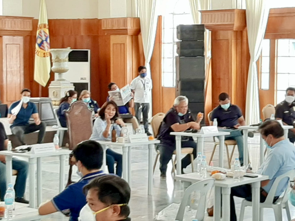 The Capitol has called for an emergency meeting with all mayors in Cebu island to discuss about border controls as the number of COVID-19 cases here continues to rise. | Morexette Erram 