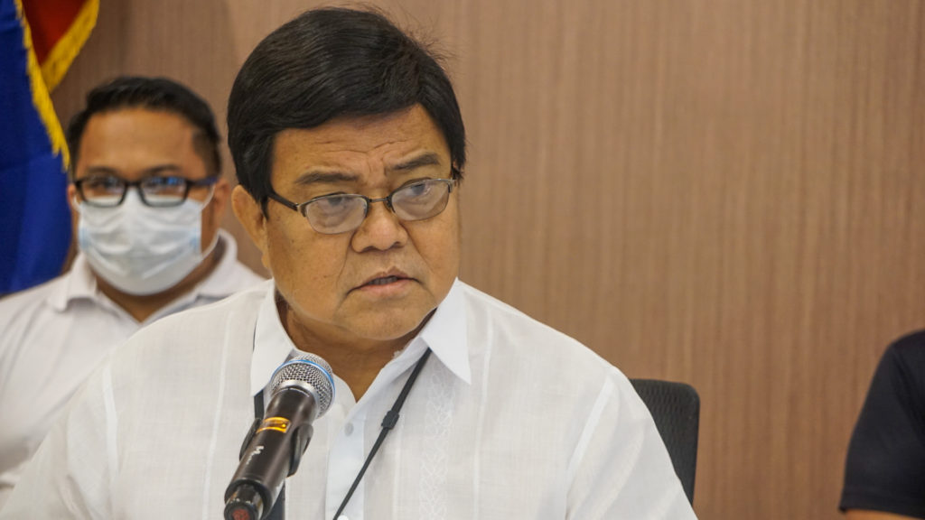 Cebu City Mayor Edgardo Labella is ordering an investigation on the rice distribution in Barangay Inayawan, Cebu City on July 1 which got online attention. | CDN Digital file photo