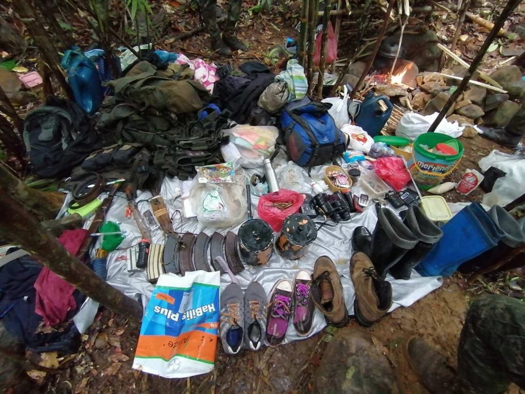 These are the recovered items allegedly left by the New People's Army, who fled after a firefight with government soldiers on Friday, April 24. | Photos courtesy of 303rd IB