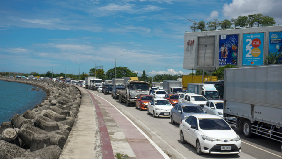 The CCTO is managing the traffic at the SRP with the closure today of the viaduct. | Gerard Francisco