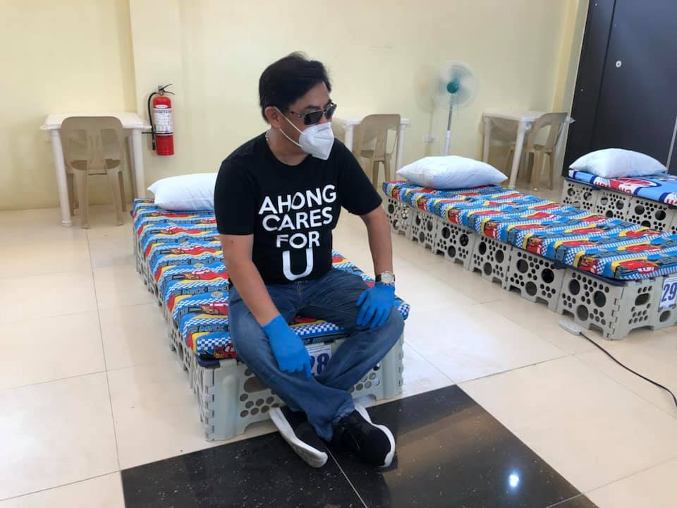Lapu-Lapu City Mayor Junard "Ahong" Chan inside the city's isolation facility during its blessing last May 14, 2020. | Junard "Ahong" Chan Facebook page